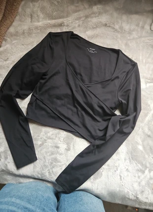 Top oysho, marka: Oysho, stan: Bardzo dobry, rozmiar: M / 38 / 10, 40,00 zł, 44,90 zł zawiera Ochronę Kupujących